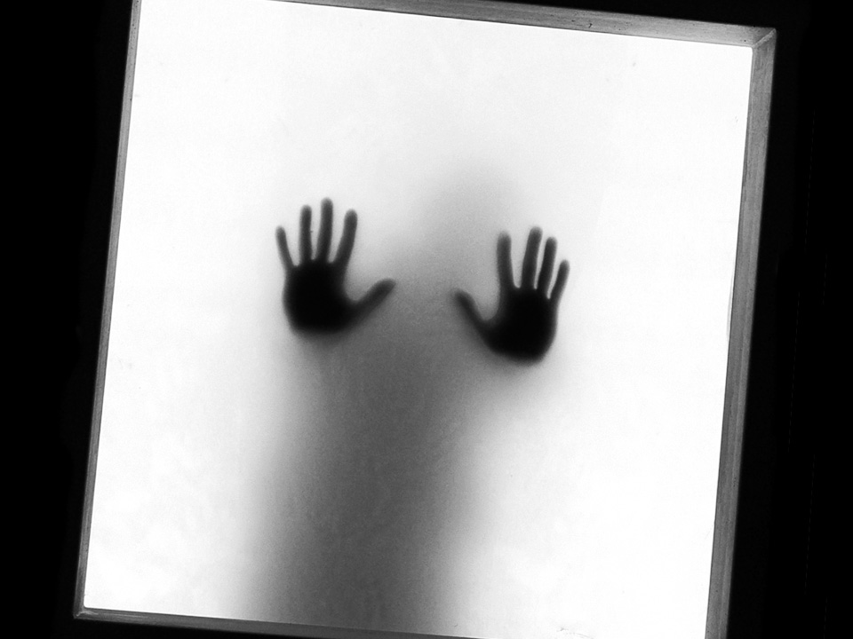 Claustrophobia: like the walls are closing in... arrrgh! Image credit Catalina Olavarria via Flickr